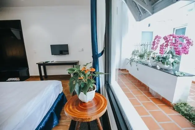 Stüdyo Süit, Bahçe Manzaralı