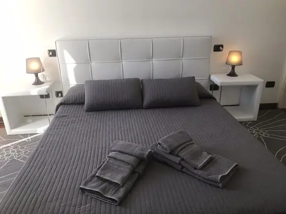 Apart Daire, 1 Yatak Odası, Balkon, Göl Manzaralı