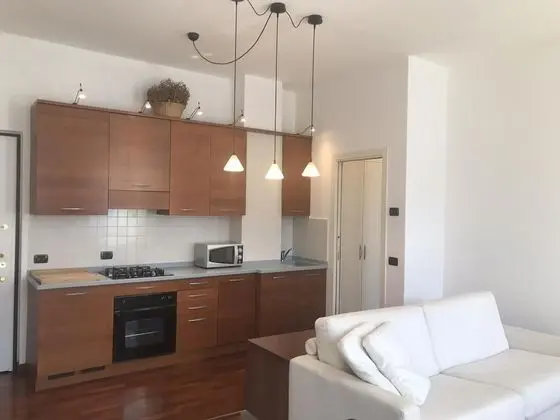 Apart Daire, 1 Yatak Odası, Balkon, Göl Manzaralı