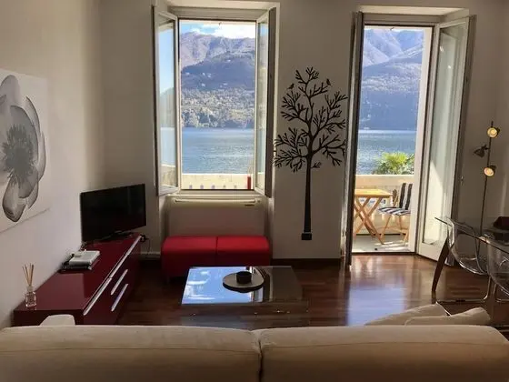 Apart Daire, 1 Yatak Odası, Balkon, Göl Manzaralı