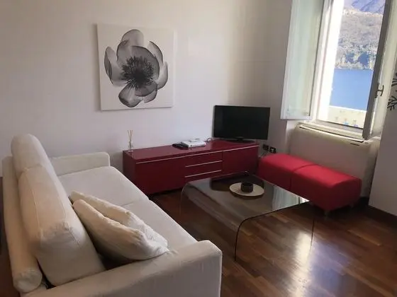Apart Daire, 1 Yatak Odası, Balkon, Göl Manzaralı