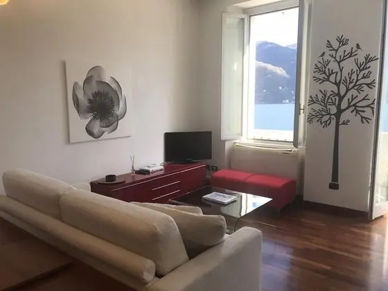 Apart Daire, 1 Yatak Odası, Balkon, Göl Manzaralı