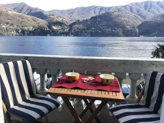 Apart Daire, 1 Yatak Odası, Balkon, Göl Manzaralı