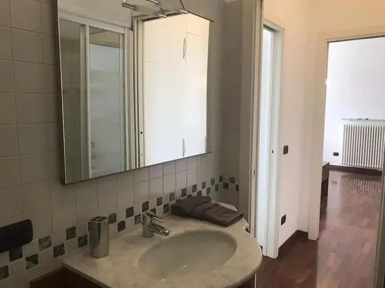 Apart Daire, 1 Yatak Odası, Balkon, Göl Manzaralı