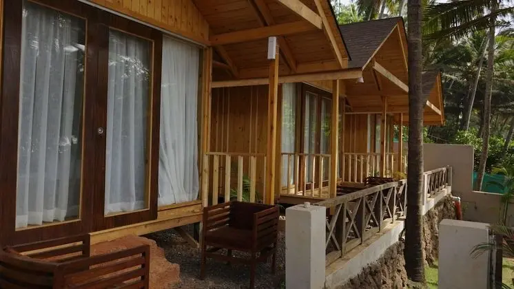 Büyük Yataklı Tek Kişilik Oda