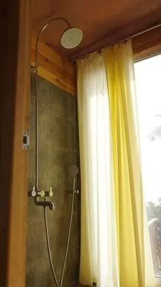 Büyük Yataklı Tek Kişilik Oda