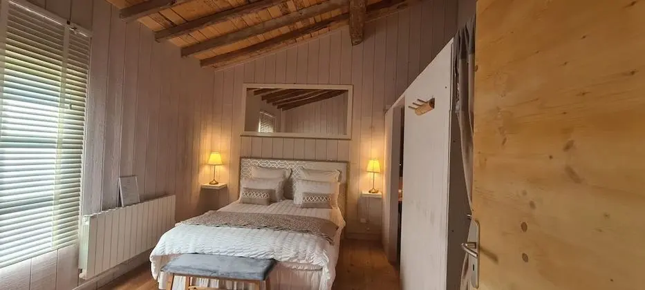 Comfort Tek Büyük Yataklı Oda, Bahçe Manzaralı (Chambre des Vignes )