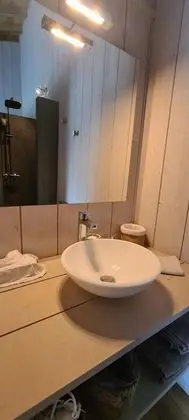 Comfort Tek Büyük Yataklı Oda, Bahçe Manzaralı (Chambre des Vignes )