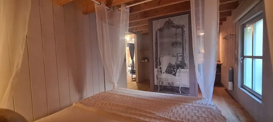 Comfort Tek Büyük Yataklı Oda (Chambre Baldaquin)