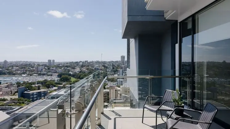 Süit, 1 En Büyük (King) Boy Yatak, Balkon, Liman Manzaralı (High Floor)
