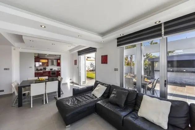 Villa, 4 Yatak Odası, Kişiye Özel Havuzlu