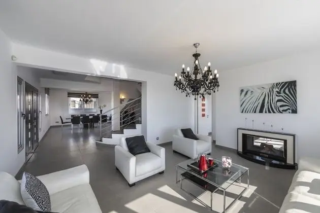 Villa, 4 Yatak Odası, Kişiye Özel Havuzlu