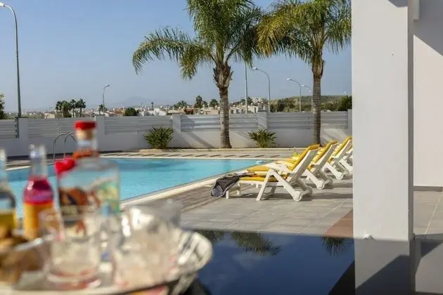 Villa, 4 Yatak Odası, Kişiye Özel Havuzlu