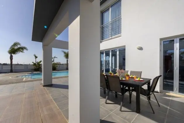 Villa, 4 Yatak Odası, Kişiye Özel Havuzlu