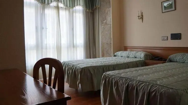 Tek Büyük veya İki Ayrı Yataklı Oda