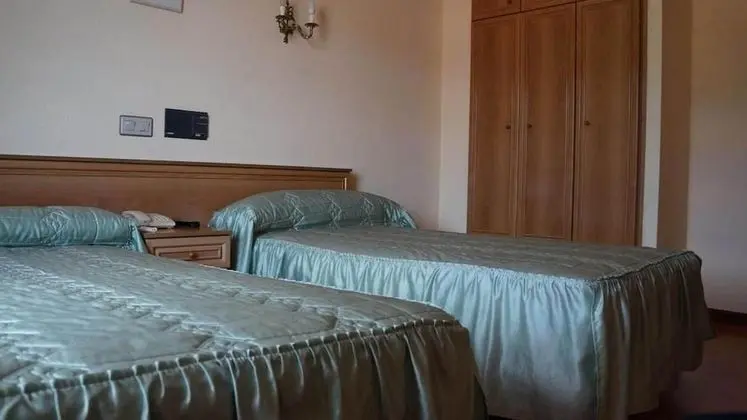 Tek Büyük veya İki Ayrı Yataklı Oda
