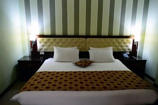 Standard Oda, 1 En Büyük (King) Boy Yatak