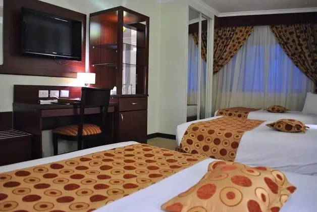 Standard Oda, 1 En Büyük (King) Boy Yatak