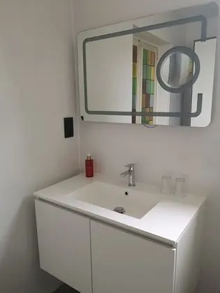 Family Tek Büyük Yataklı Oda