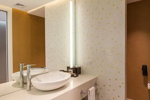 Deluxe Tek Büyük Yataklı Oda, 2 Çift Kişilik Yatak, Şehir Manzaralı