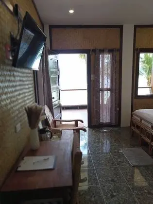 Comfort Tek Büyük Yataklı Oda, Havuz Kullanımı, Deniz Manzaralı