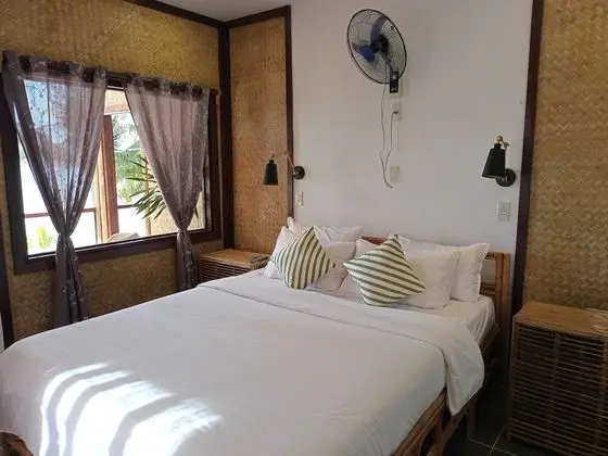 Comfort Tek Büyük Yataklı Oda, Havuz Kullanımı, Deniz Manzaralı