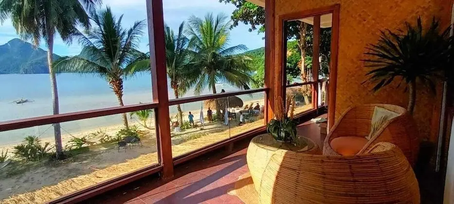 Comfort Tek Büyük Yataklı Oda, Havuz Kullanımı, Deniz Manzaralı