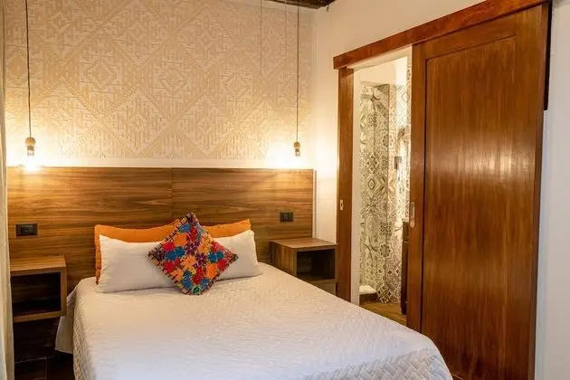 Comfort Tek Büyük Yataklı Oda, Özel Banyo, Avlu
