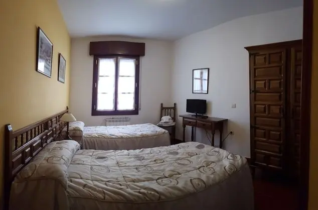 Tek Büyük veya İki Ayrı Yataklı Oda