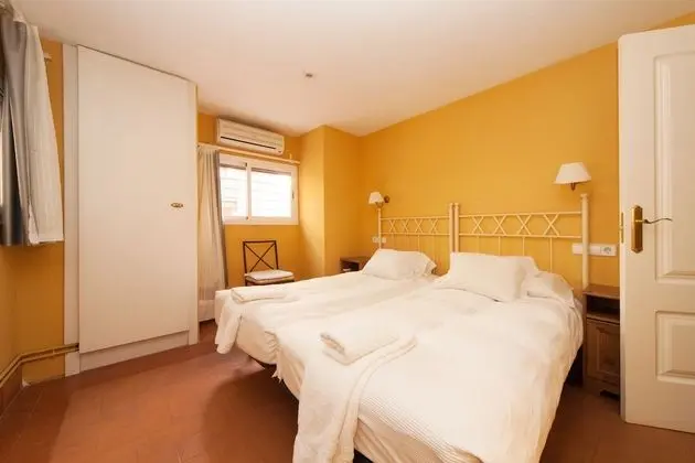 Apart Daire, 3 Yatak Odası (La Gran Casa de Moratín)