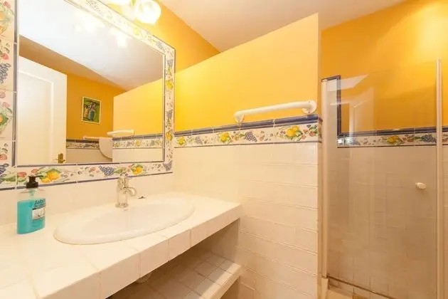 Apart Daire, 3 Yatak Odası (La Gran Casa de Moratín)