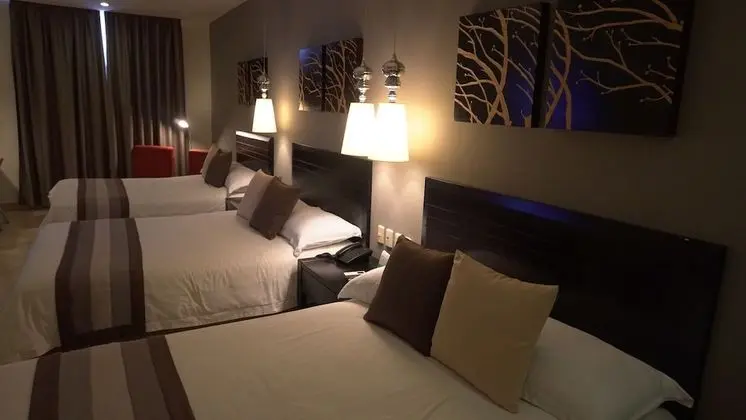 Standard Üç Kişilik Oda (3 Double Beds)