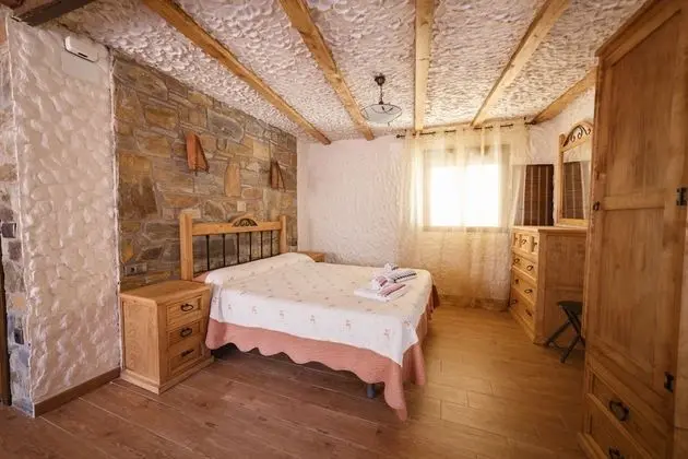 Stüdyo, Teras (La Serrana)