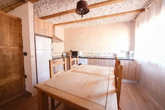 Stüdyo, Teras (La Serrana)