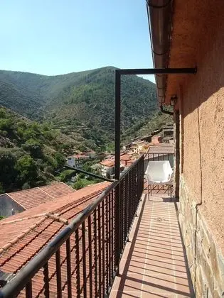 Stüdyo, Teras (La Serrana)