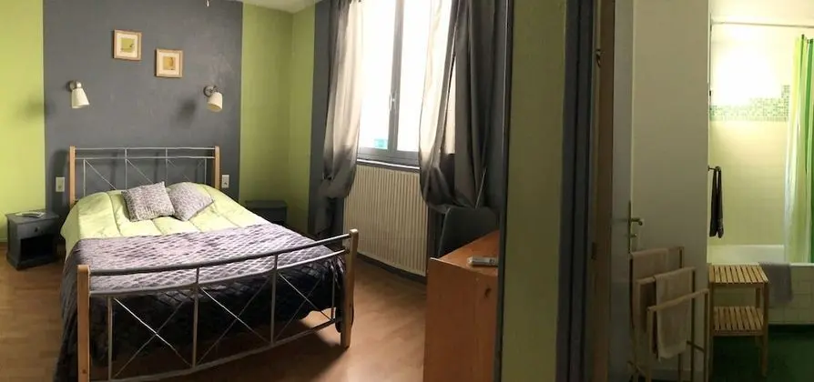 Classic Tek Büyük Yataklı Oda