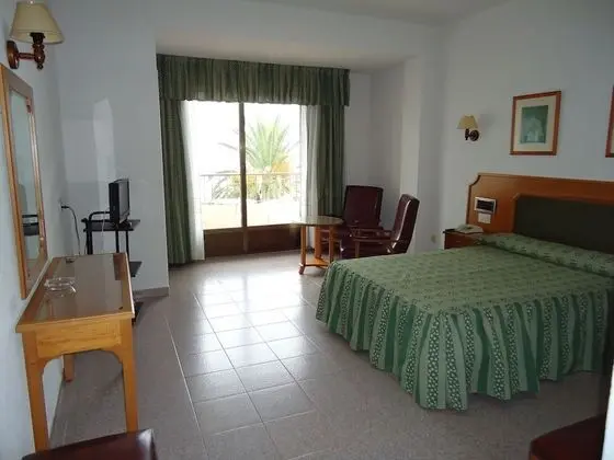 Tek Büyük Yataklı Oda (1 extra bed)