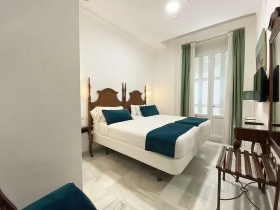 Tek Büyük Yataklı Oda, 1 Çift Kişilik veya 2 Tek Kişilik Yatak, Balkon