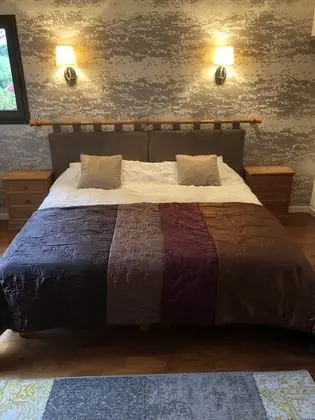 Tek Büyük Yataklı Oda, Dağ Manzaralı (Montsegur)