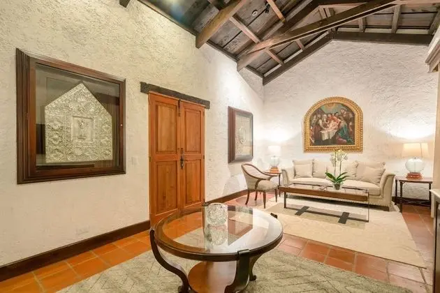 Master Suite, 1 King Bed, No.8