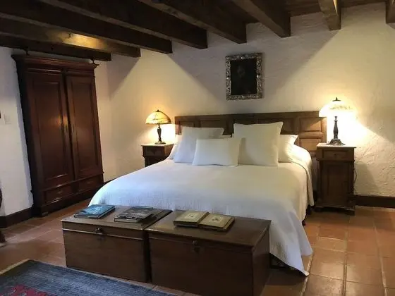 Suite,1 King Bed, No. 6  & 11