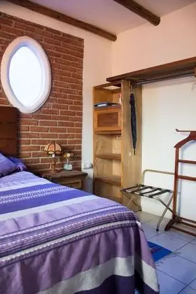 Traditional Çatı Katı (Loft)