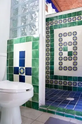 Traditional Çatı Katı (Loft)