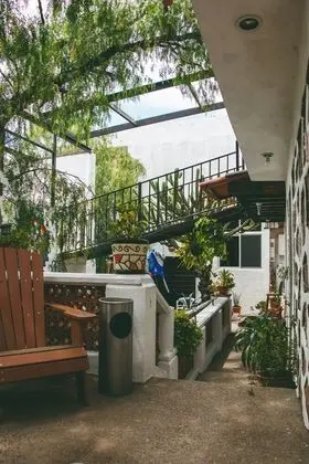 Classic Dört Kişilik Oda, 2 Çift Kişilik Yatak, Avlu Manzaralı