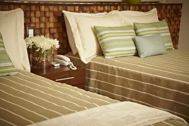 Deluxe 2-Bedroom Suite Ocean View