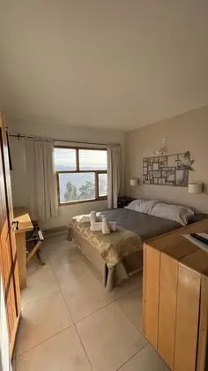 Standard Apart Daire, Göl Manzaralı