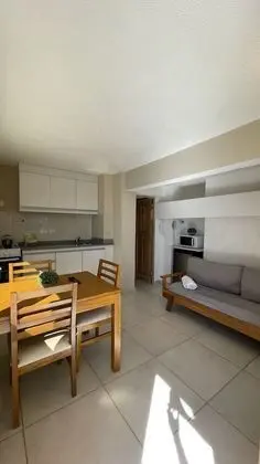 Standard Apart Daire, Göl Manzaralı
