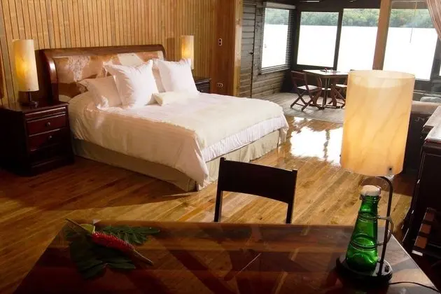 A Waterfront Suite Single