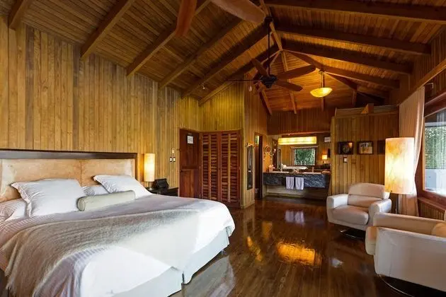 E Waterfront Master Suite Single