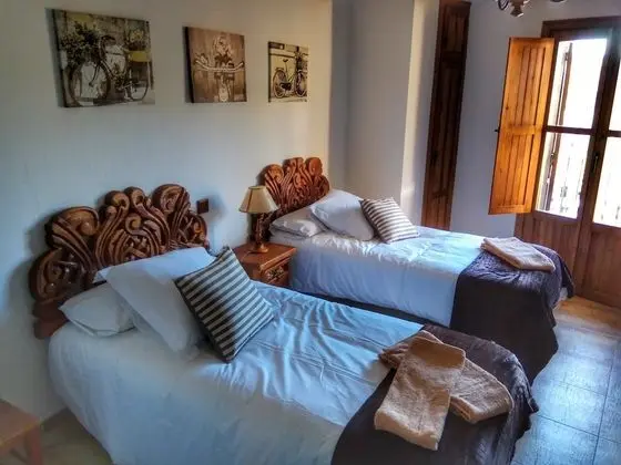 Tek Büyük veya İki Ayrı Yataklı Oda